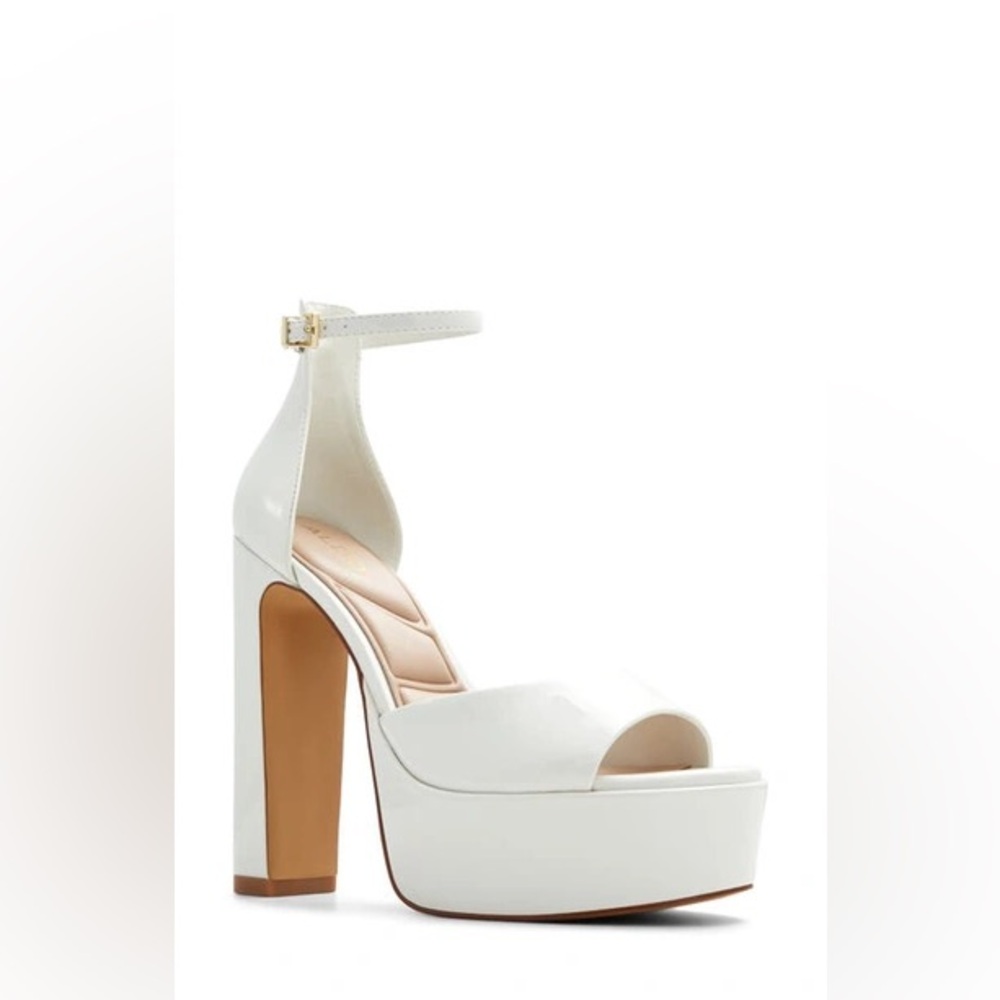 ALDO White Platform Sandals “NISSA” NIB